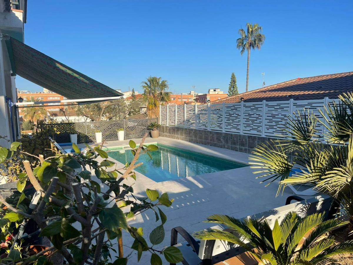 Casa Unifamiliar En *